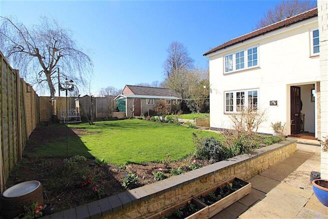 Garden at Side