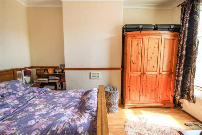 3 bed Terraced for sale Image 12