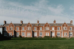4, Coastguard Cottages, Victoria Parade, Ramsgate CT11 8DU