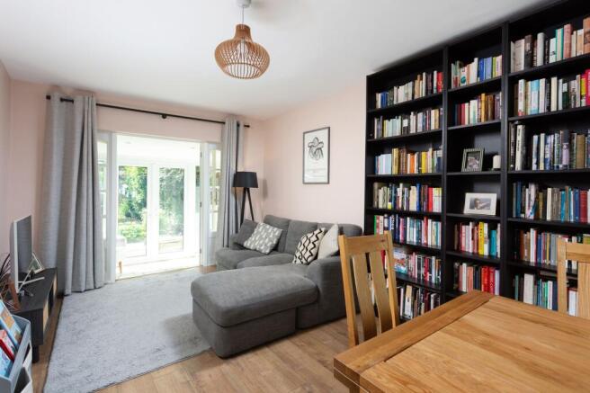 2 bed Terraced for sale Image 3