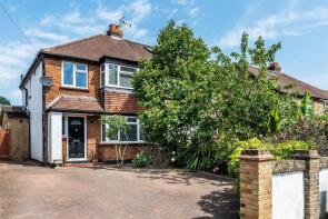 89, Fairfield Drive, Dorking RH4 1JG
