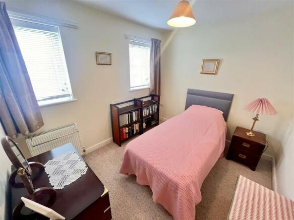 FRONT BEDROOM 2