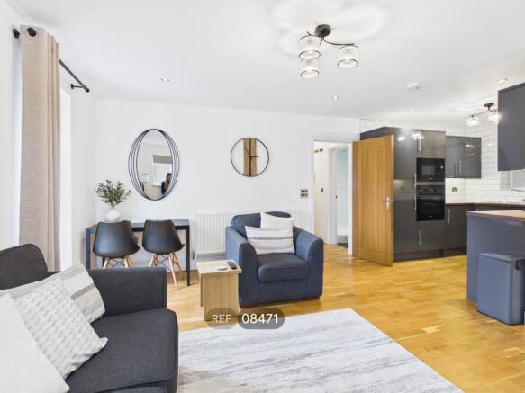 Kitchen/Living area