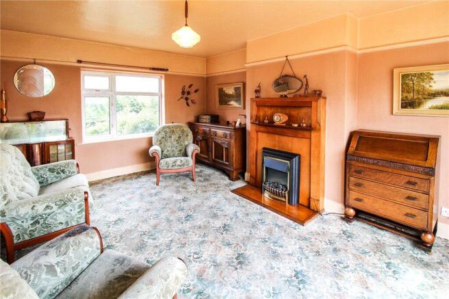 3 bed Semi-Detached for sale Image 8