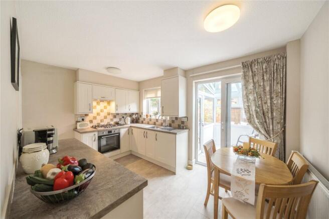 2 bed House for sale Image 6