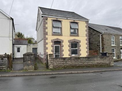 Banwen Place, Lower Brynamman, Ammanford