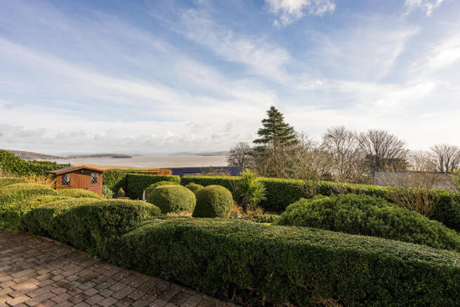 Front garden and ...