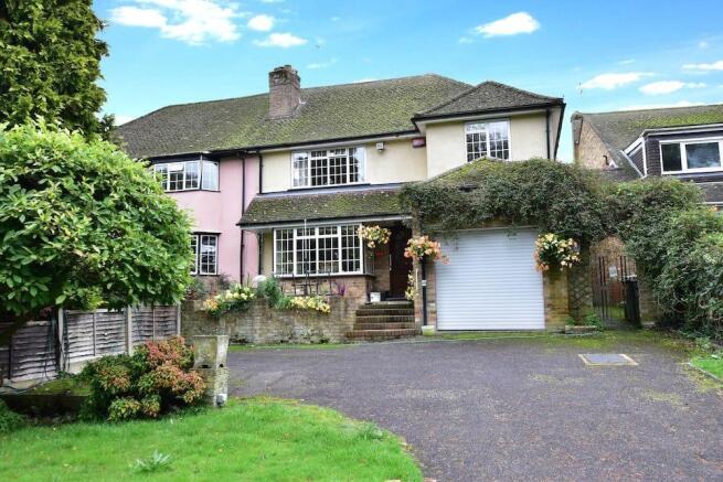 Duffield Lane, Stoke Poges, SL2 photo 2