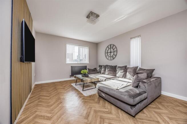 Flat 2, Charlotte Terrace, Warren Avenue, Southsea