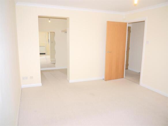new bedroom one1.jpg