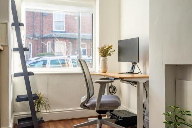 2 bed Terraced for sale Image 6