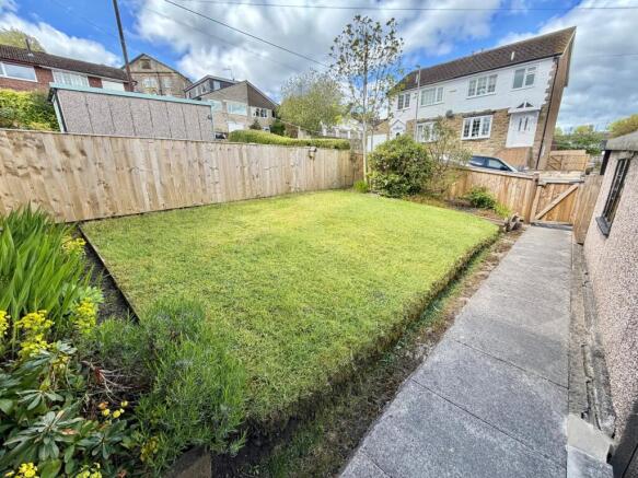 2 bed Semi-Detached Bungalow for sale Image 10