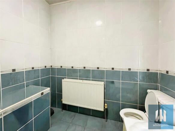2 bed Terraced to rent Image 10
