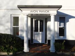 Flat 2, 34 Avon Manor, Purewell, Christchurch BH23 1EP
