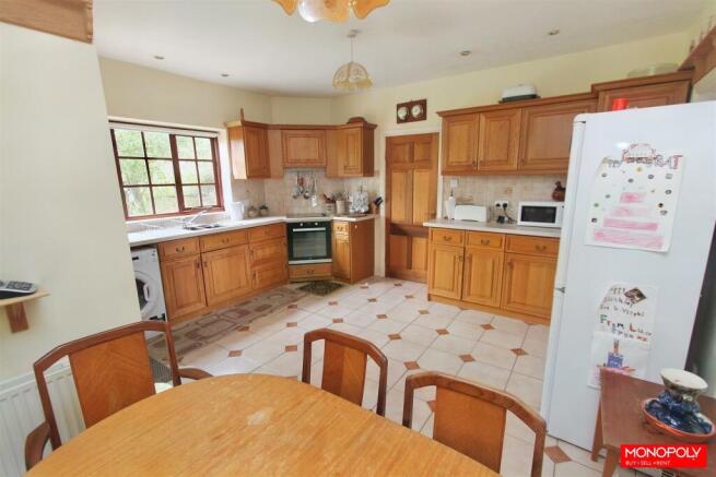 Annex Kitchen....jpg