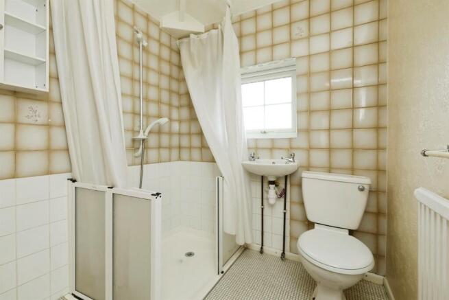 3 bed Semi-Detached for sale Image 12