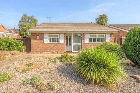 Lawnswood Road, Wordsley, DY8 5NT