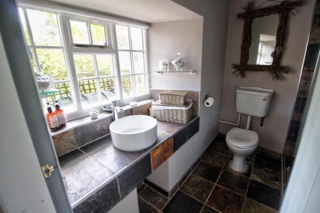 Bathroom 1.1