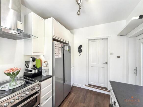 2 bed Terraced for sale Image 10