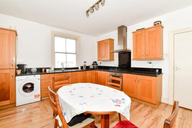 Kitchen / Breakfast Room
