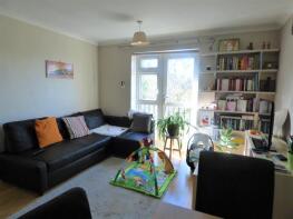 45, Hunters Meadow, London SE19 1HX