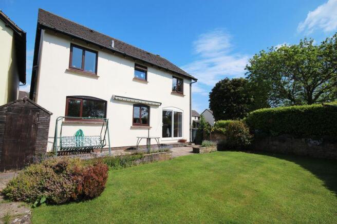 Garden/Rear of...