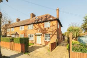 38, Yew Tree Road, London W12 0TJ