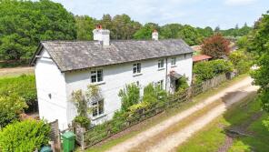 2, Woodfidley Cottage, Beaulieu Road, Brockenhurst SO42 7QL