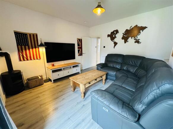 2 bed Terraced for sale Image 7