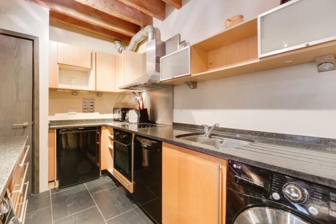 Kitchen (2)