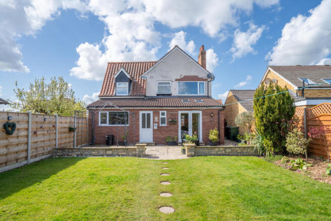 3 bed Detached for sale Image 4