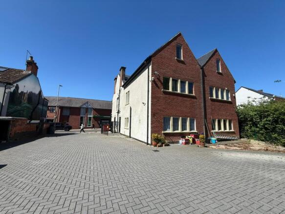 Two Bedroom Flat on Belvoir Road