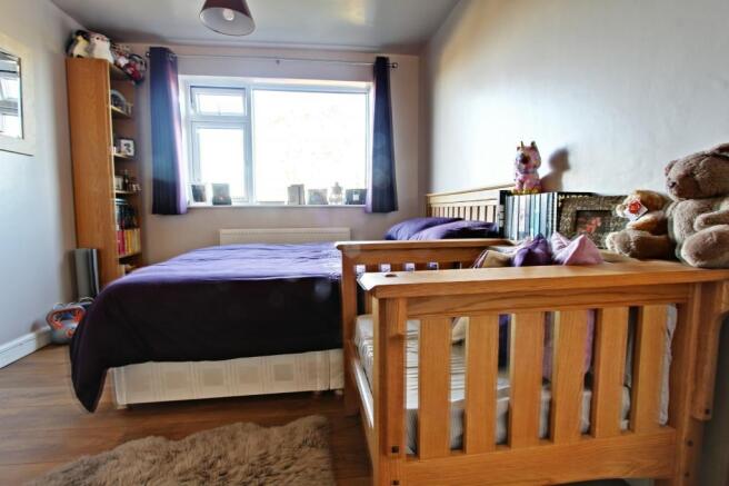 Bedroom 2 (Double)