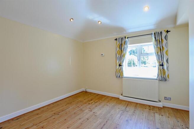 8428798-interior11-800.jpg