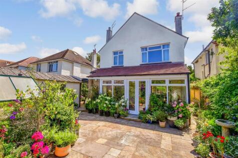 Parklands Avenue, Bognor Regis, West Sussex
