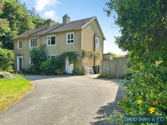 Semi-Detached Cottage