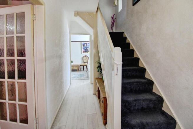 3 bed Semi-Detached for sale Image 7