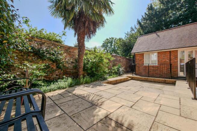 Courtyard Garden