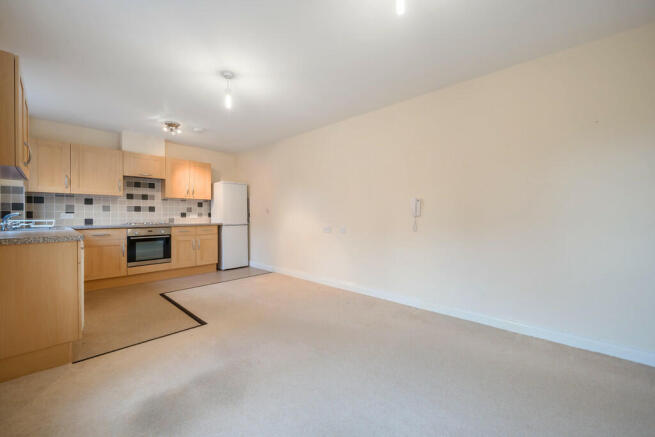 LivingRoom/Dining...