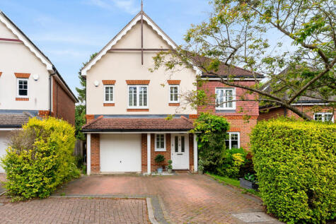 Charlotte Close, Reading, RG4