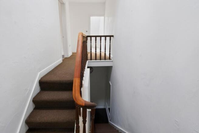 2 bed Apartment for sale Image 8