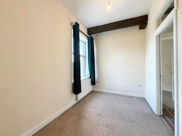 3 bed End of Terrace to rent Image 10