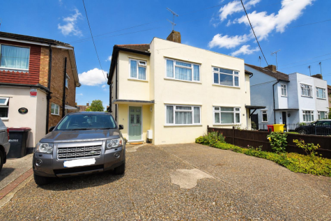 Somerset Avenue, Rochford