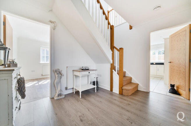 6dd31dc4-d6fd-4ac...