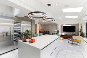 116, Cheyneys Avenue, Edgware HA8 6SE