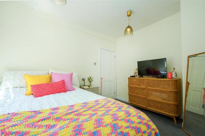 2 bed Terraced for sale Image 11