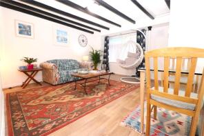 2b, West Street, Millbrook PL10 1AA