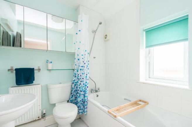 En-Suite Bathroom