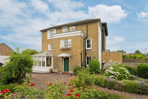 Vine Road, East Molesey, Surrey, KT8
