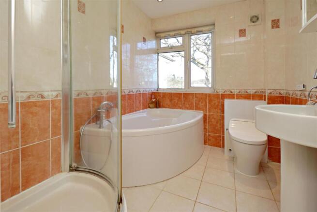 Family Bath/Shower Room